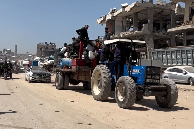 نزحت عائلات بأكملها من مدينة بيت لاهيا شمال قطاع غزة